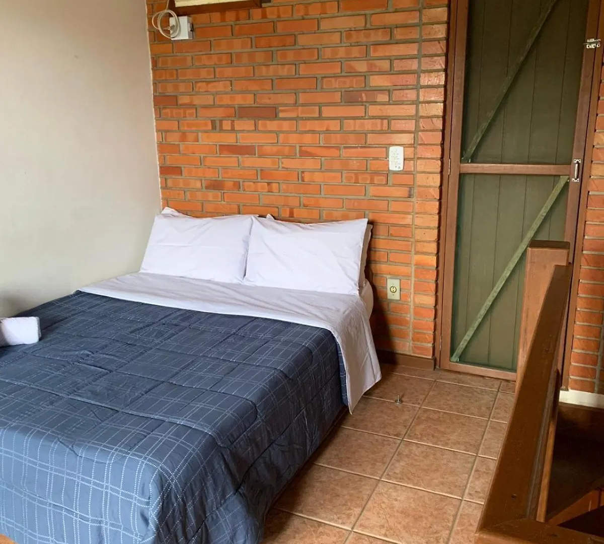 Pousada Latitude 27 Bombinhas Inn