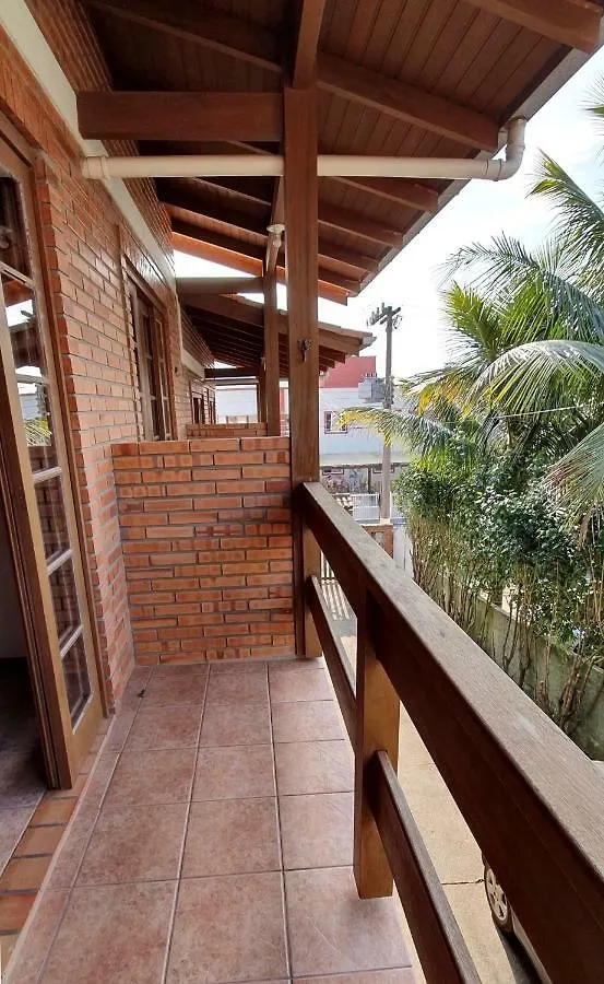 Pousada Latitude 27 Bombinhas Inn